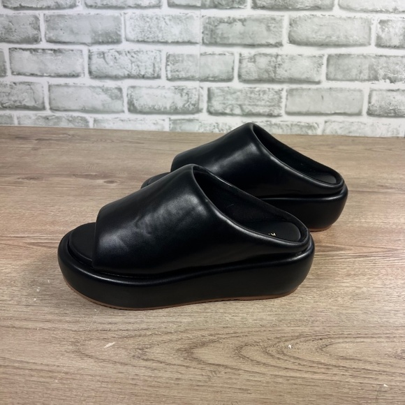 Kelsi‎ dagger Bubble Shell Platform Sandals - Picture 6 of 8